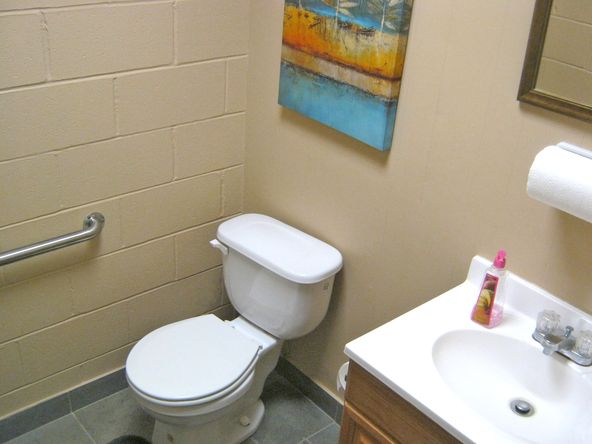 Suite C, Side Center